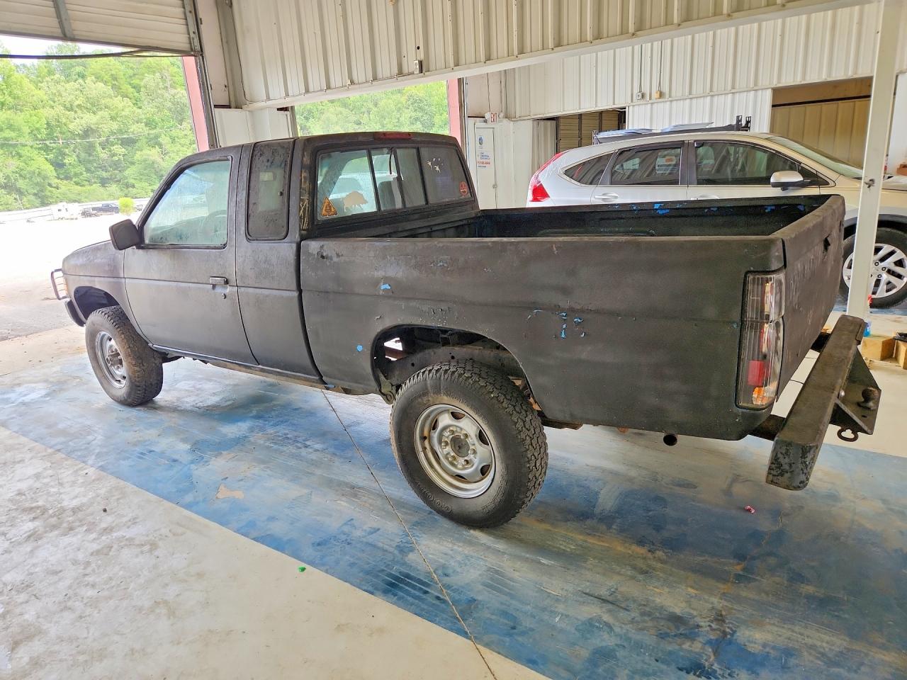 1995 NISSAN NAVARA