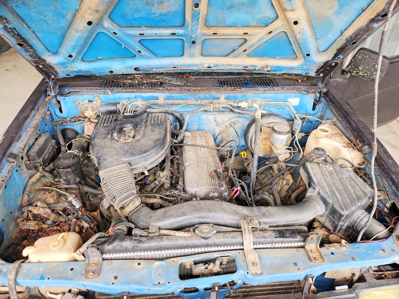 1995 NISSAN NAVARA
