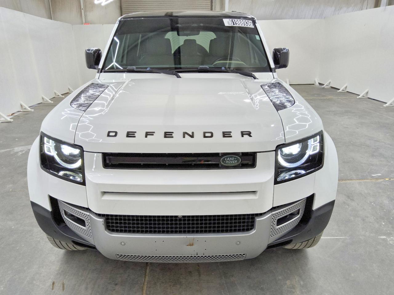 2020 LAND ROVER DEFENDER