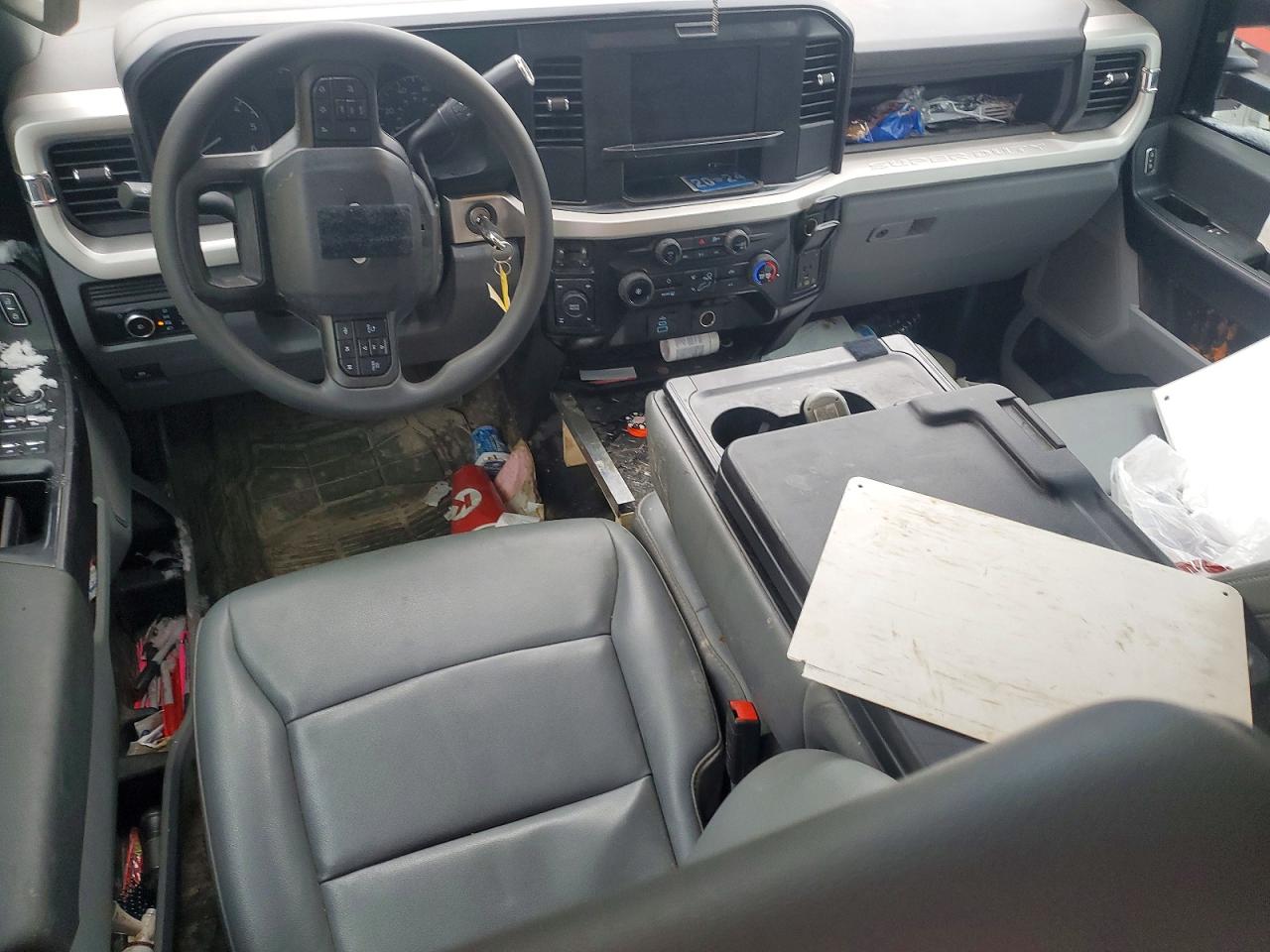 2025 FORD F350 SUPE