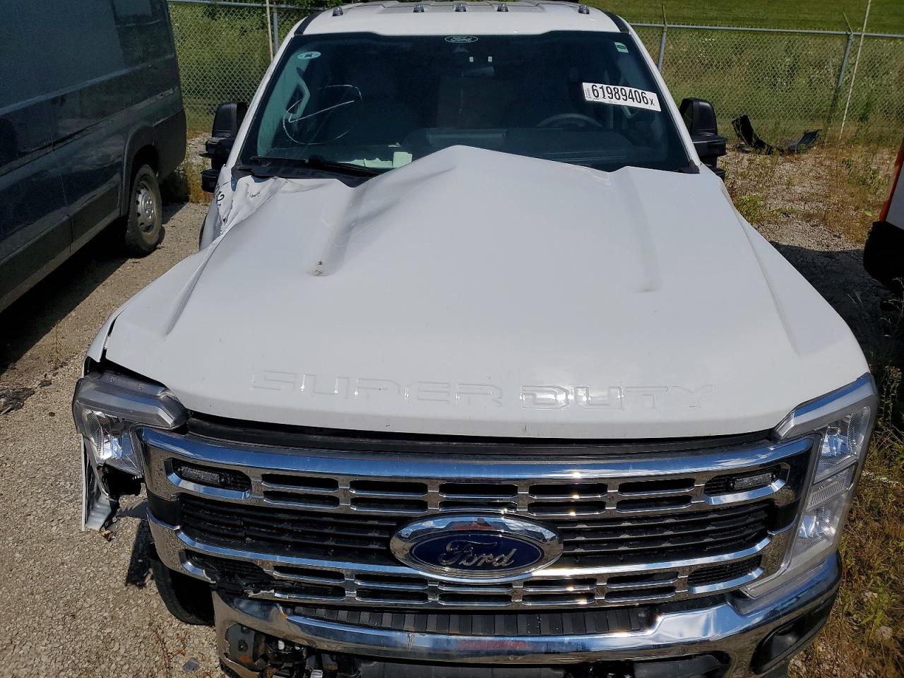 2025 FORD F350 SUPE