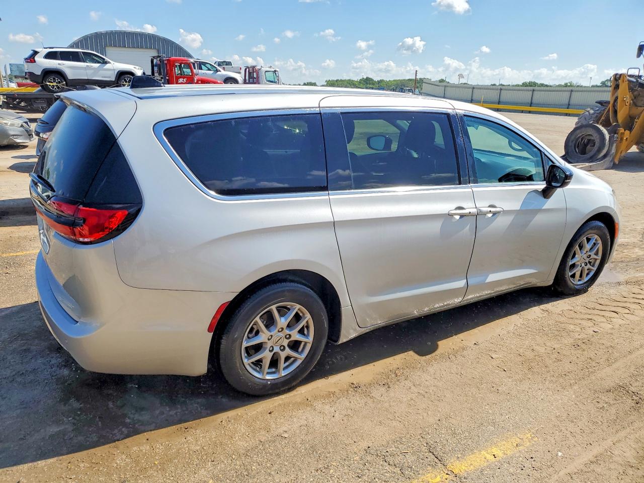 2024 CHRYSLER PACIFICA