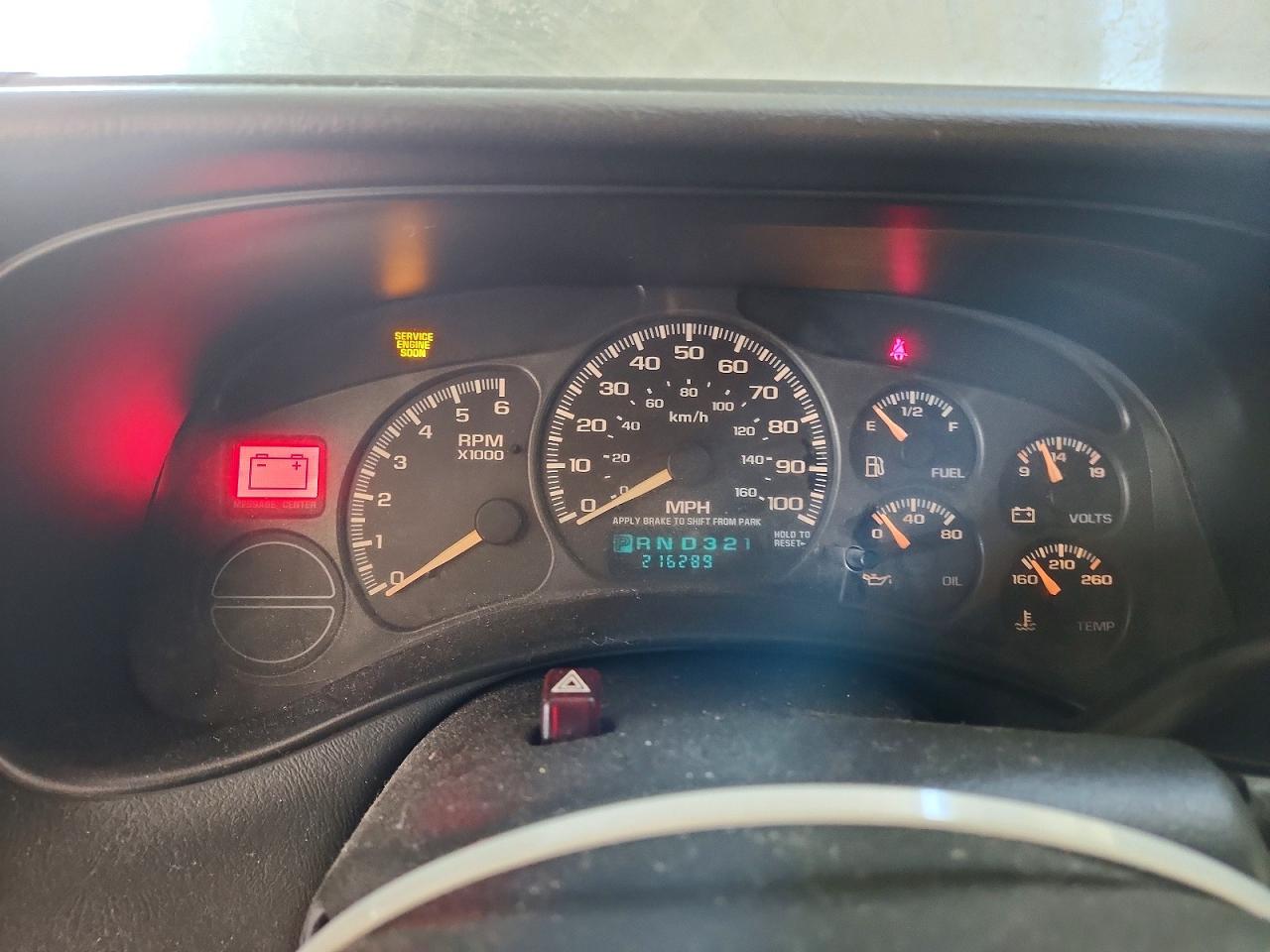 2001 CHEVROLET SUBURBAN