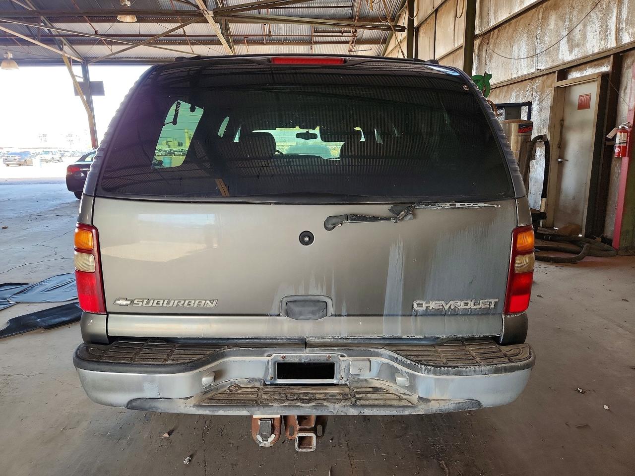 2001 CHEVROLET SUBURBAN