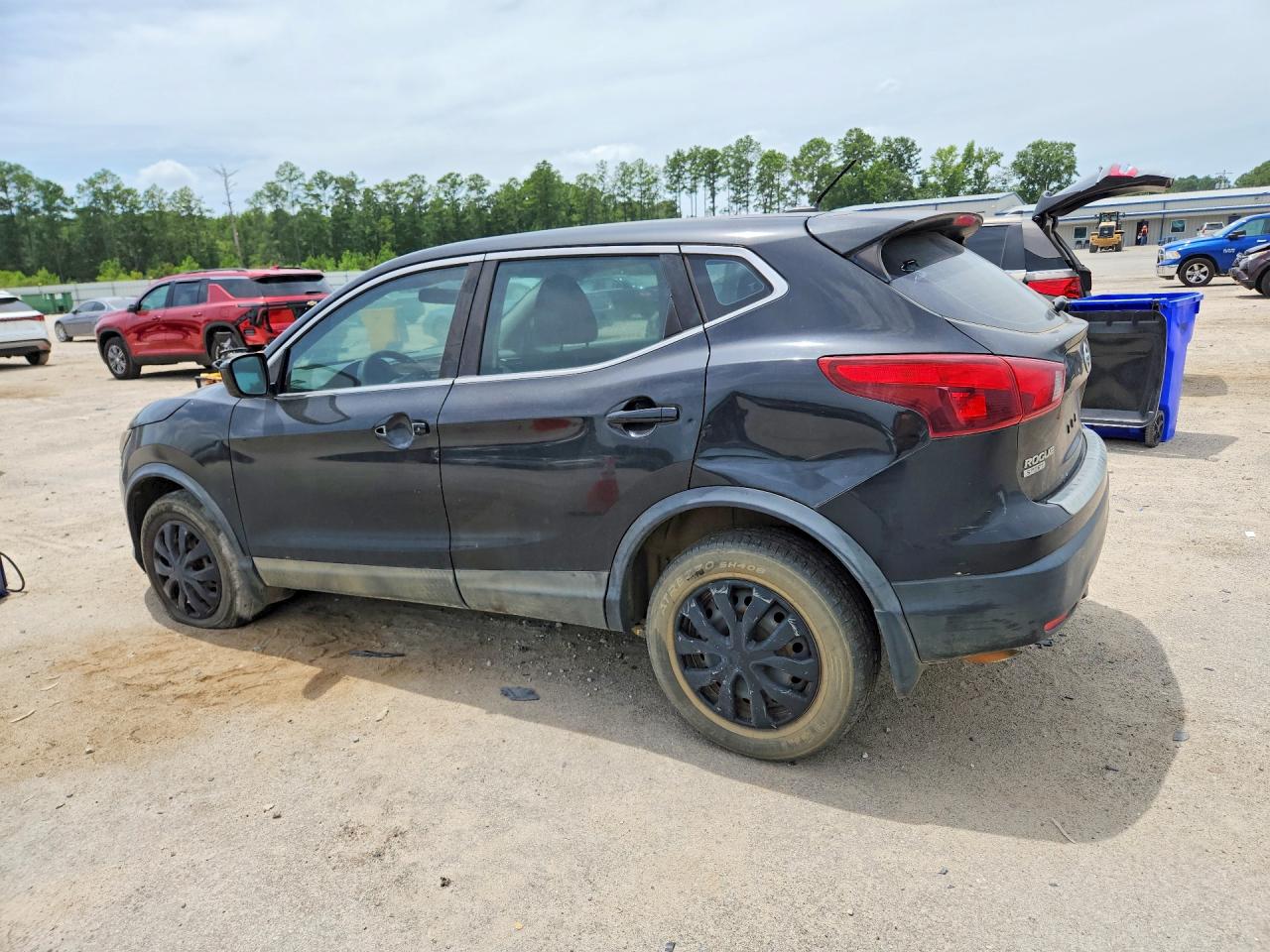 2018 NISSAN ROGUE