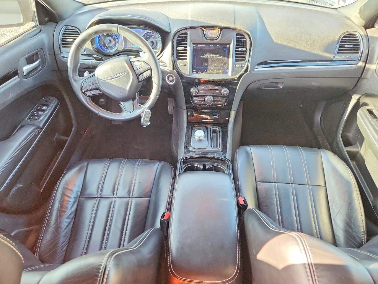 2018 CHRYSLER 300