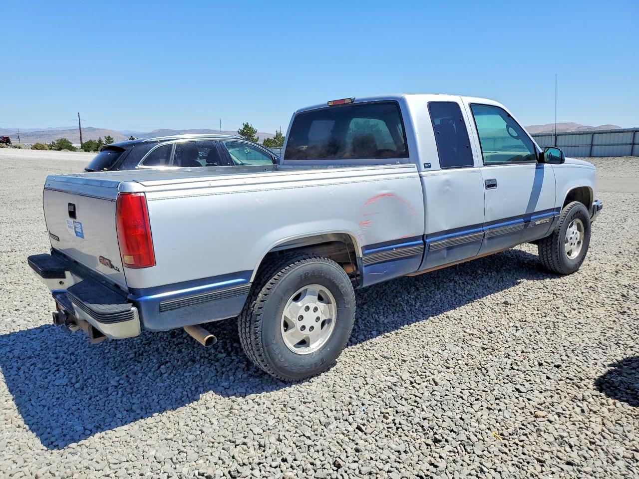 1995 GMC SIERRA