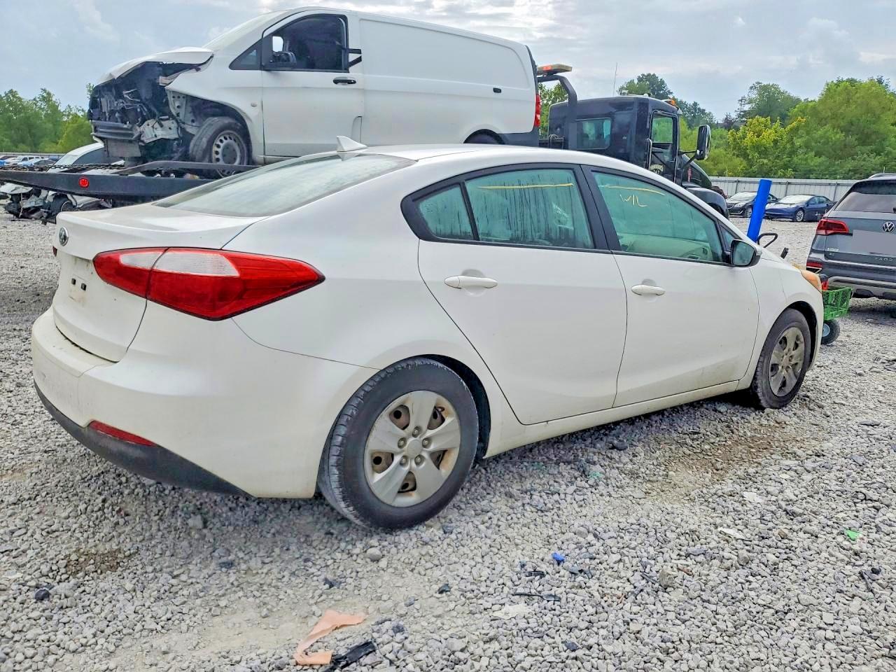 2015 KIA FORTE