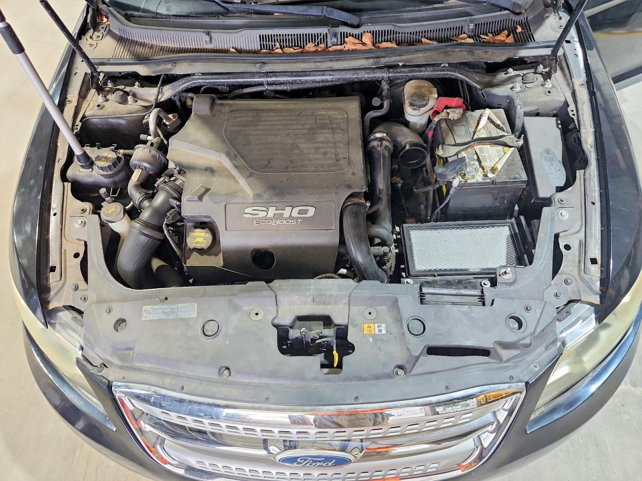 2011 FORD TAURUS