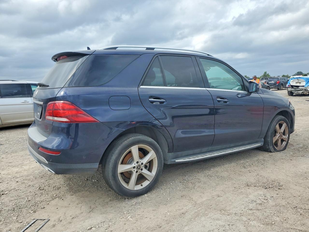 2017 MERCEDES-BENZ GLE-CLASS
