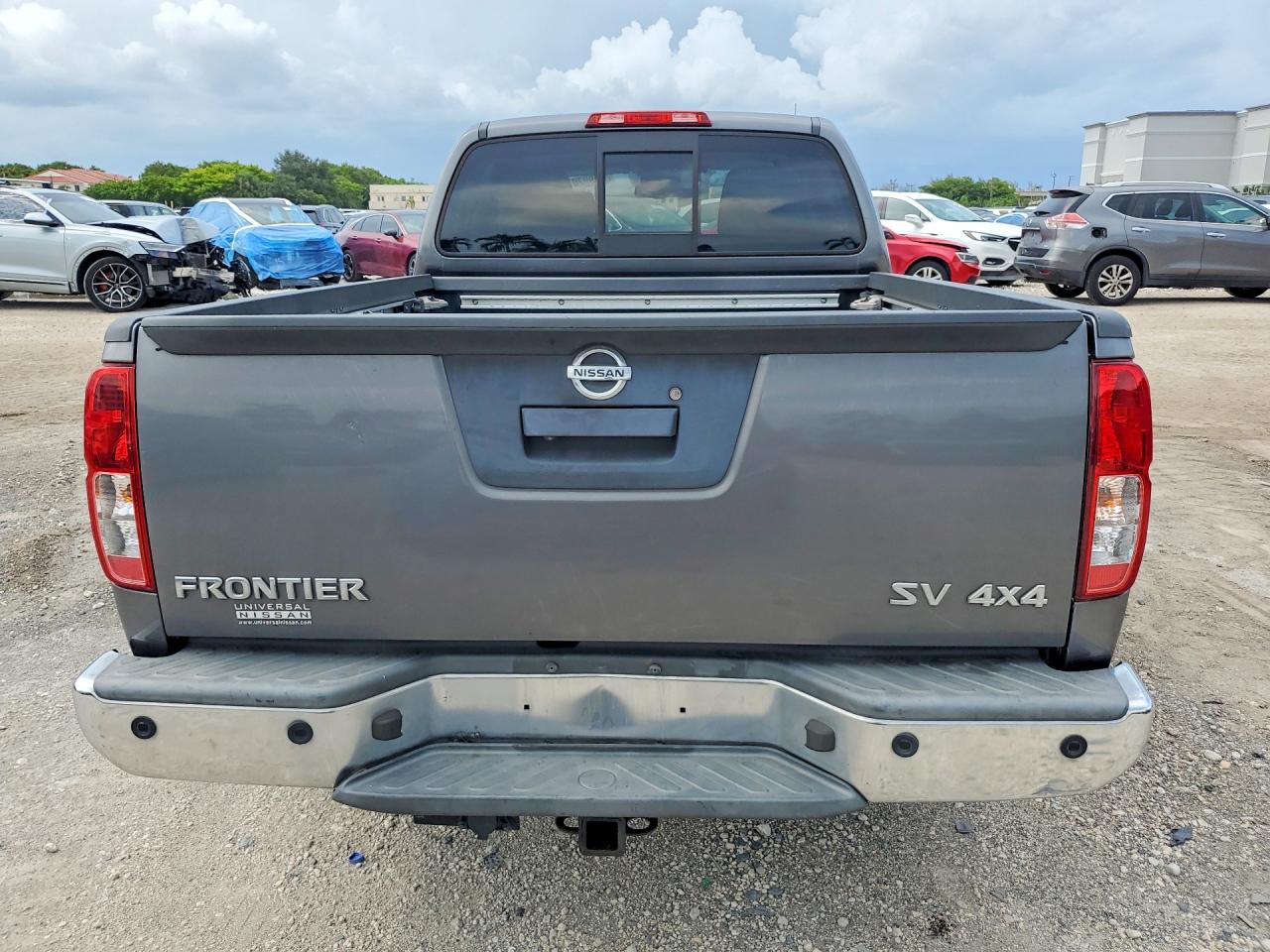 2021 NISSAN FRONTIER
