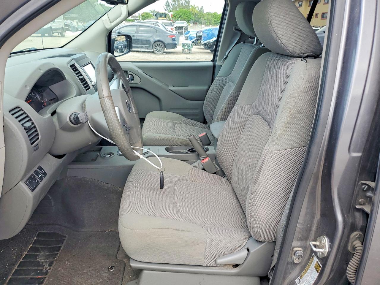 2021 NISSAN FRONTIER