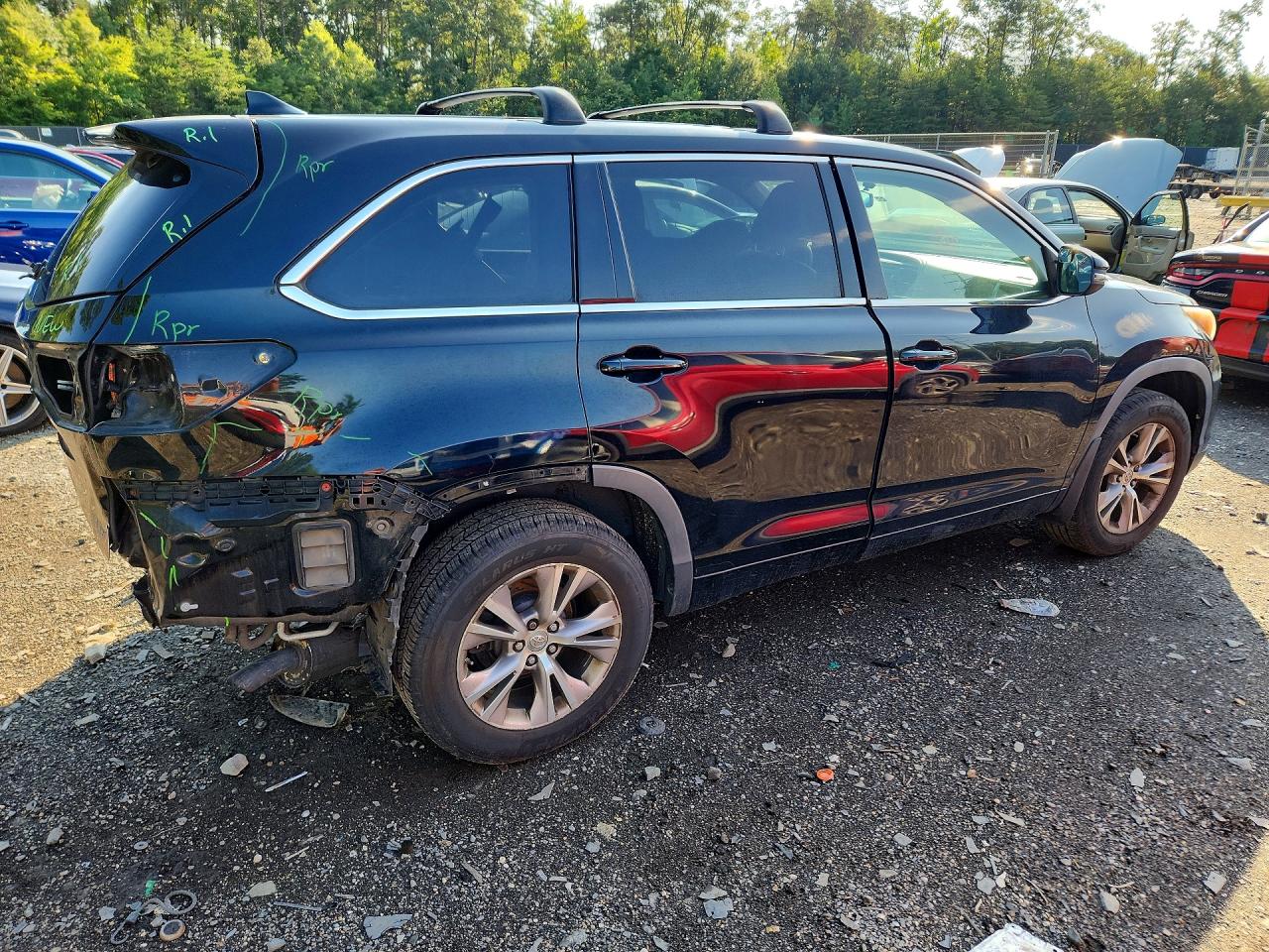 2014 TOYOTA HIGHLANDER