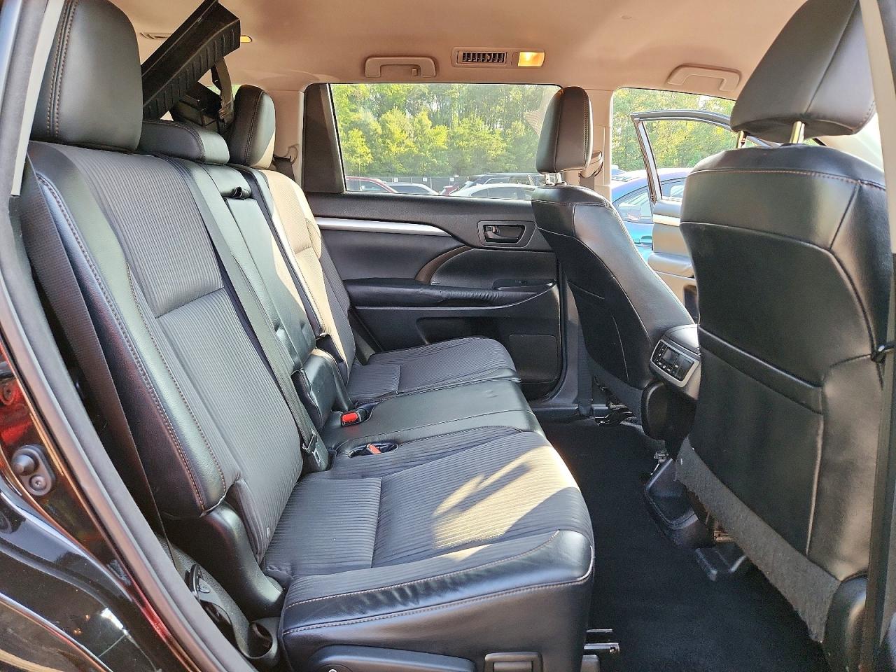 2014 TOYOTA HIGHLANDER