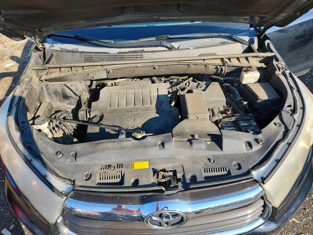 2014 TOYOTA HIGHLANDER