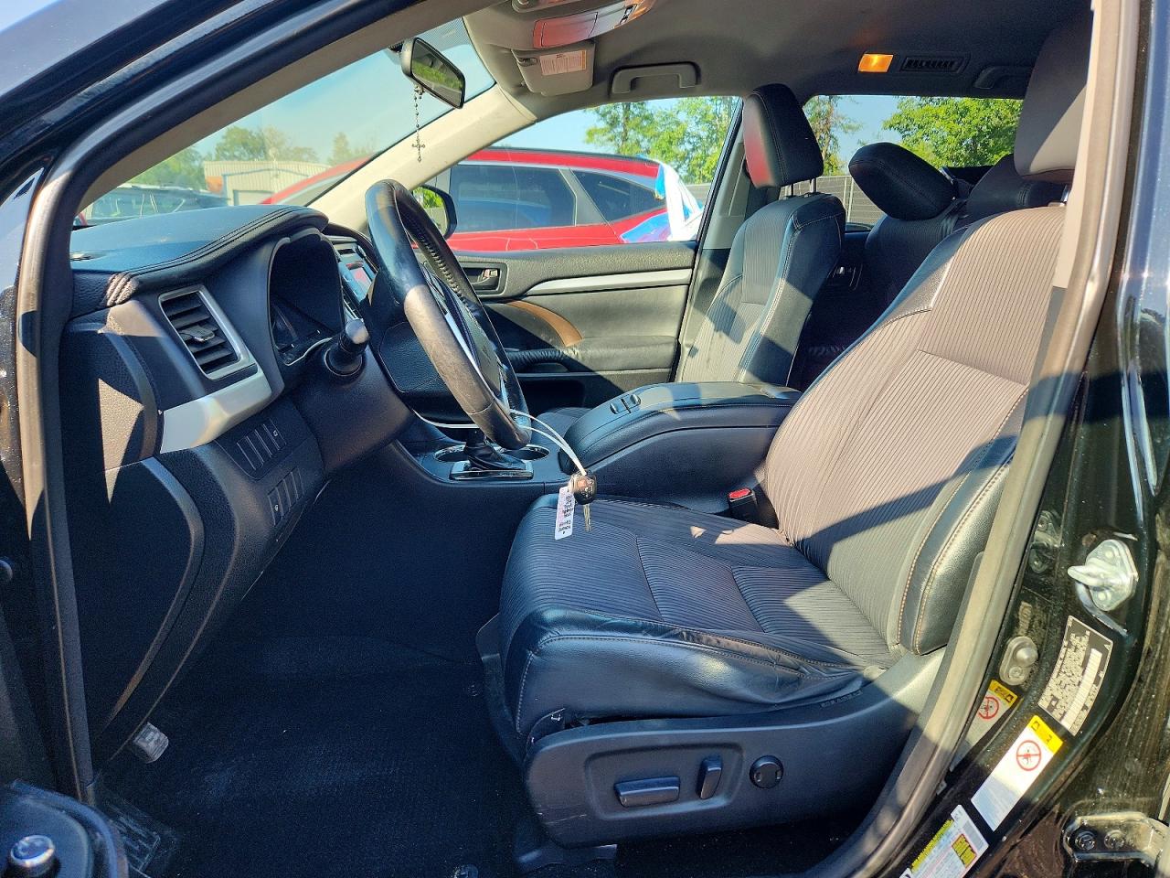 2014 TOYOTA HIGHLANDER