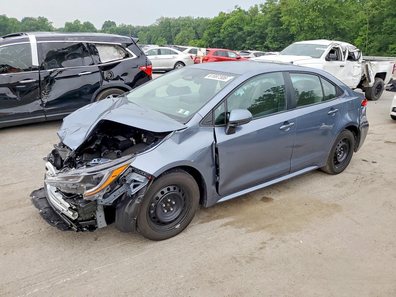 2025 TOYOTA COROLLA