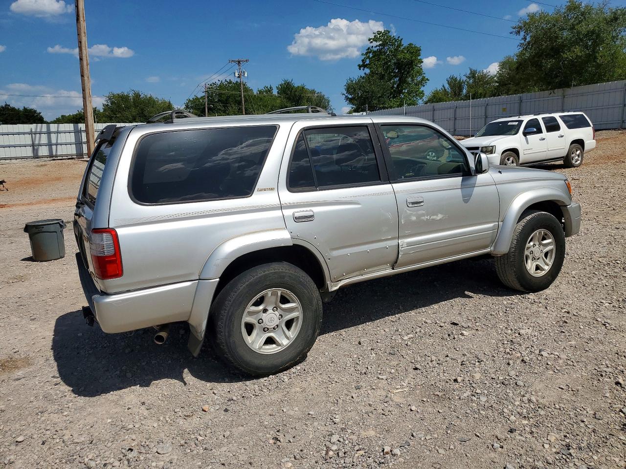 2000 TOYOTA 4RUNNER