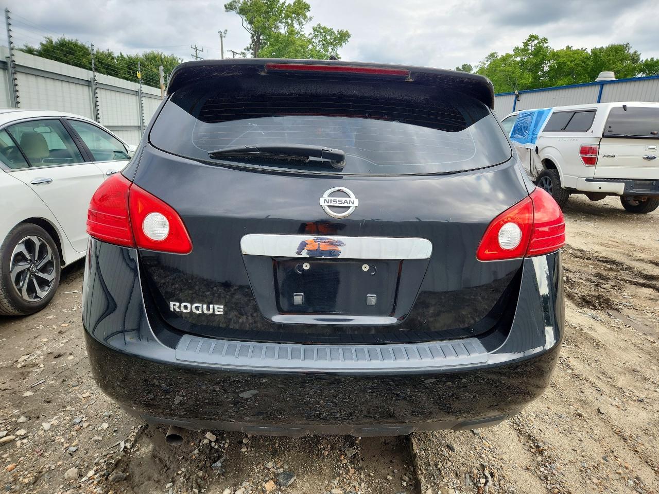 2013 NISSAN ROGUE