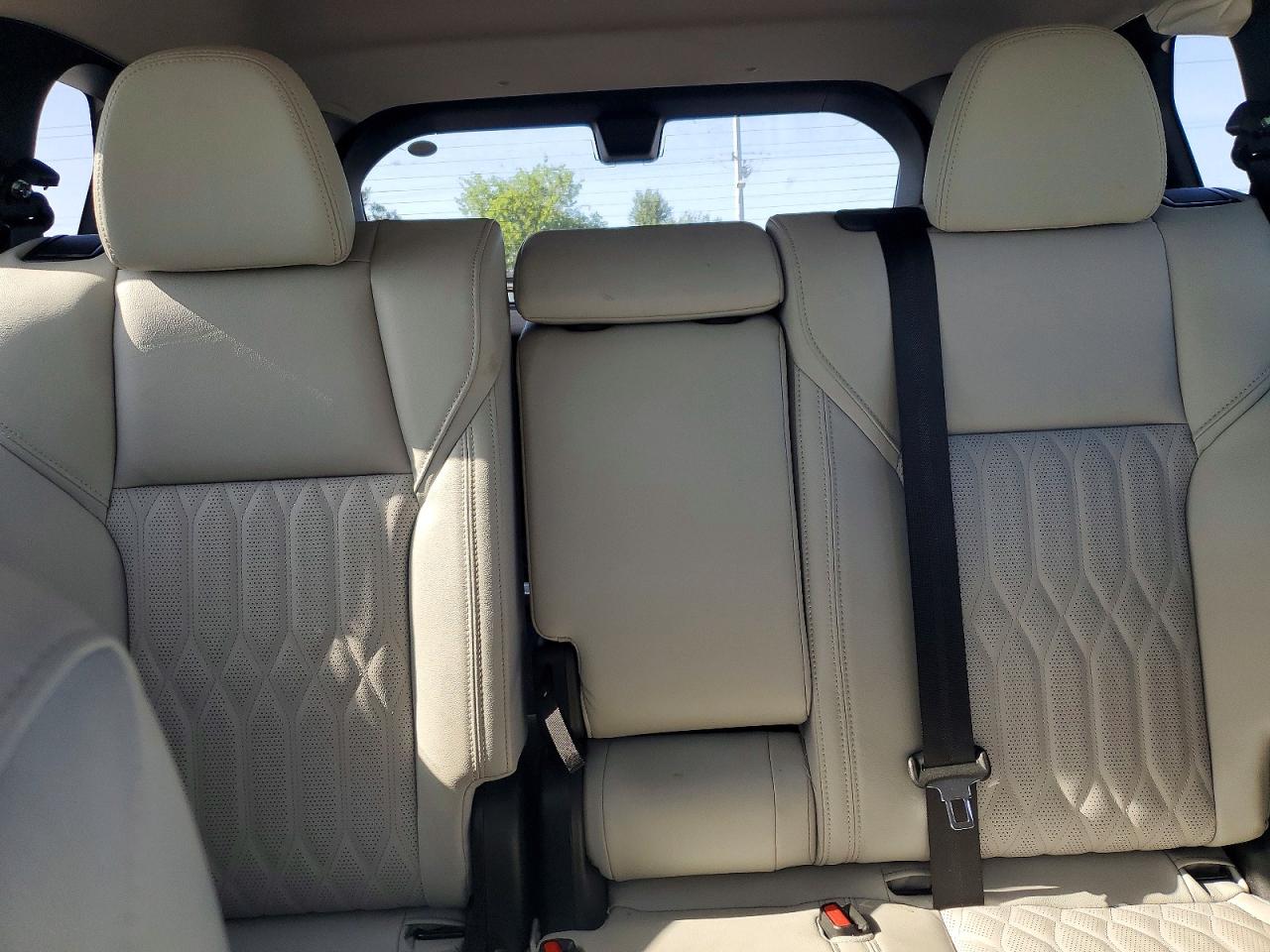 2025 MITSUBISHI OUTLANDER