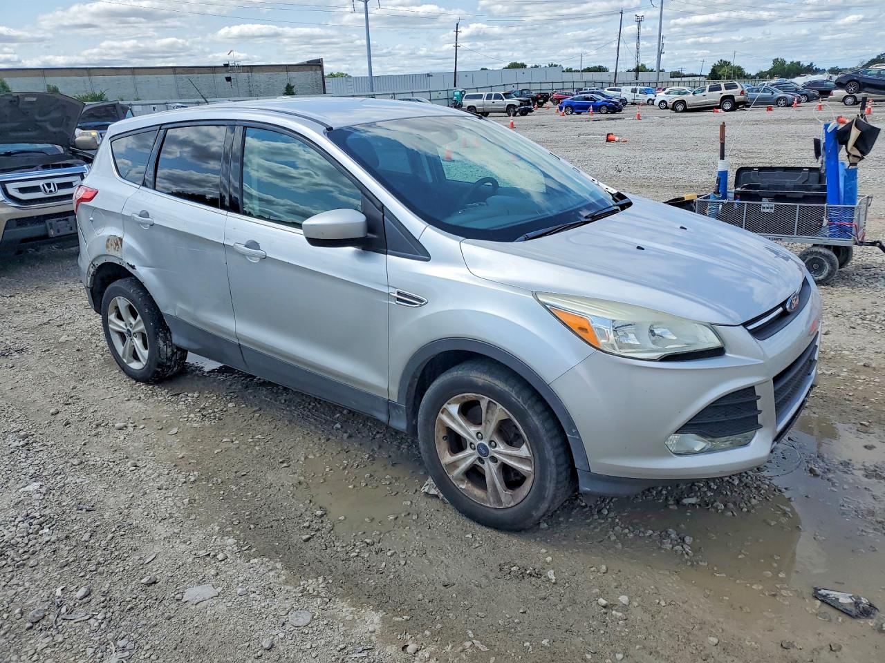 2016 FORD ESCAPE