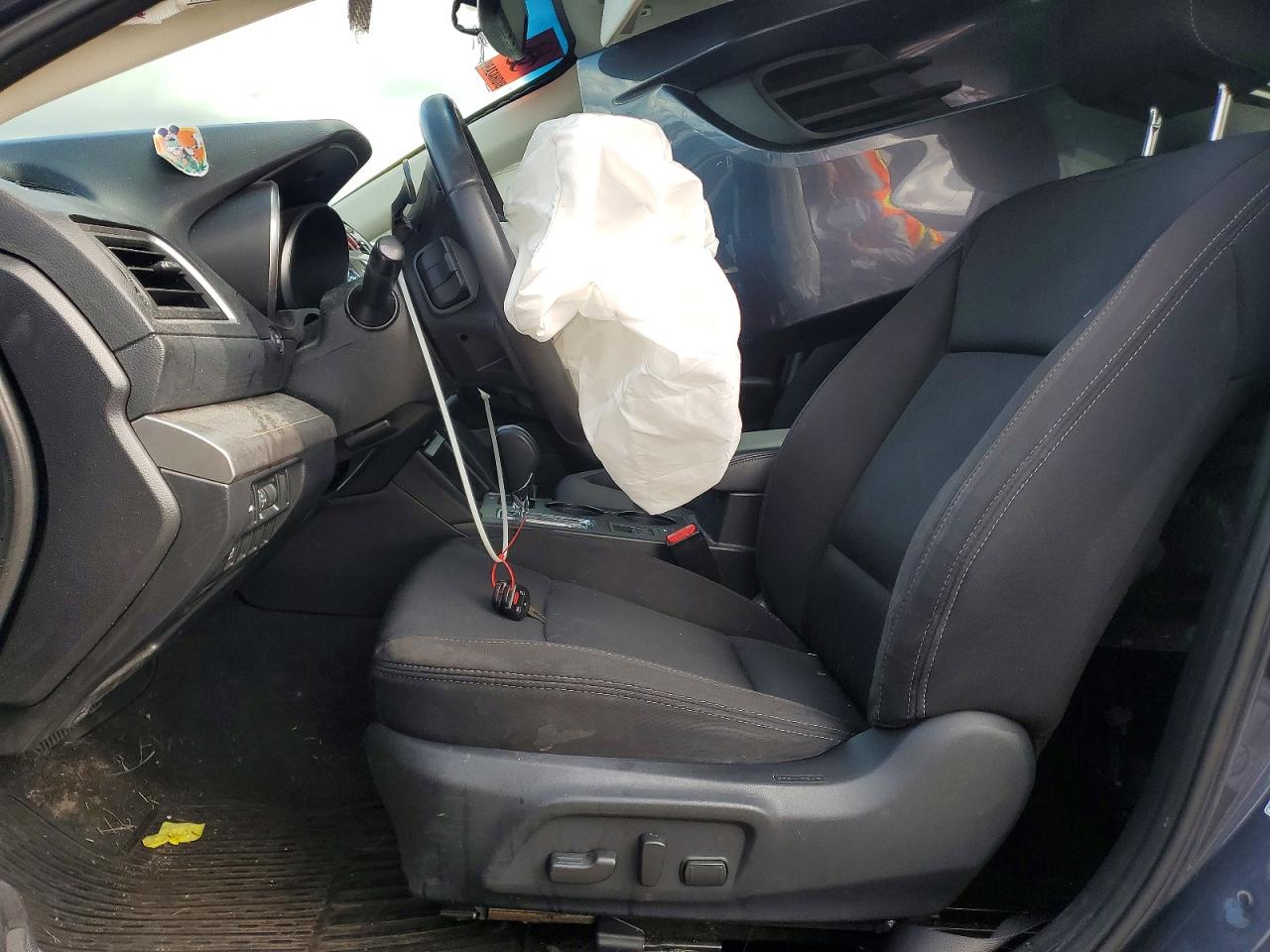 2017 SUBARU LEGACY