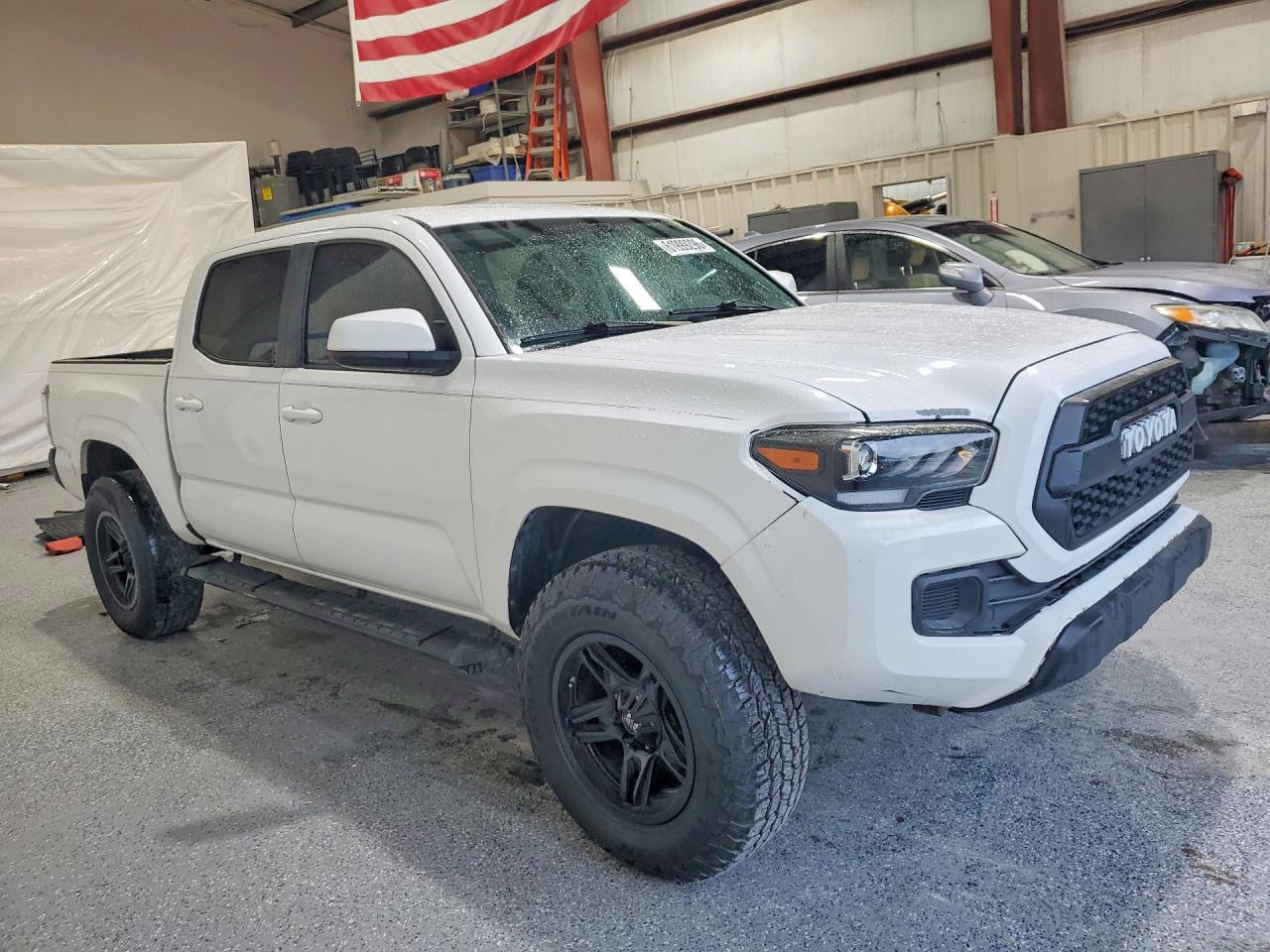 2017 TOYOTA TACOMA
