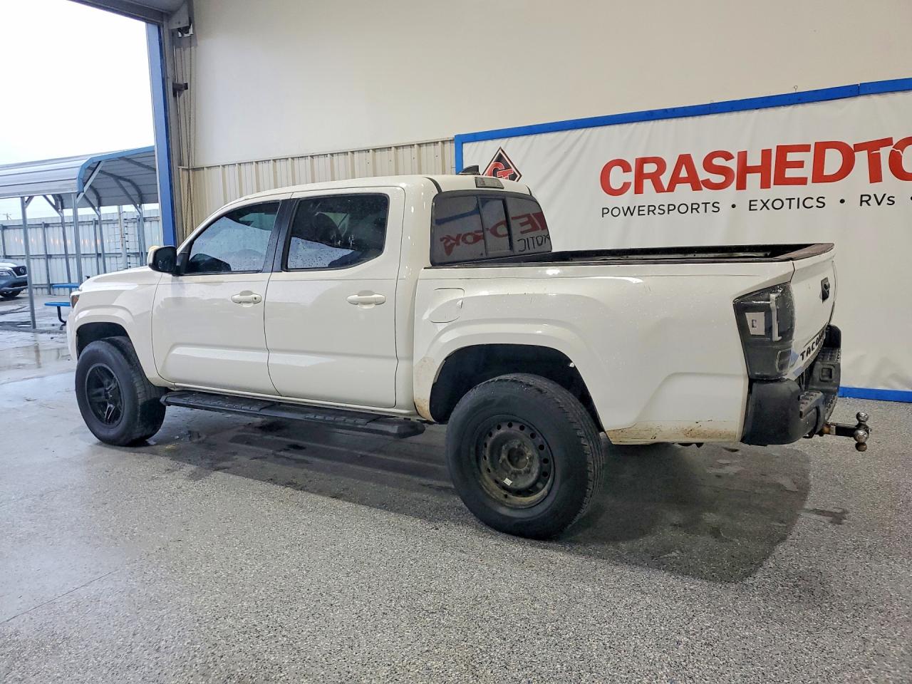 2017 TOYOTA TACOMA