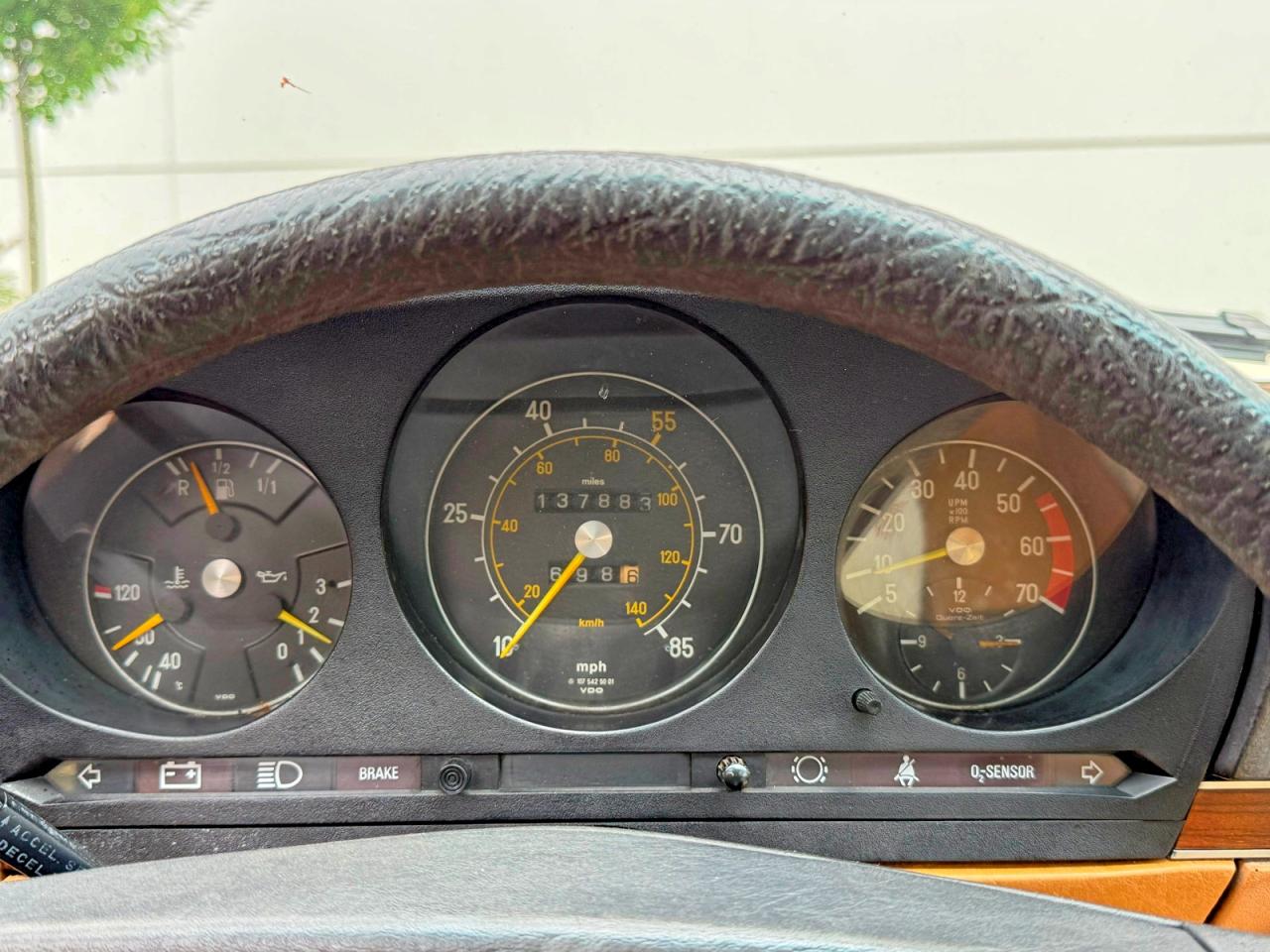1980 MERCEDES-BENZ SL-CLASS