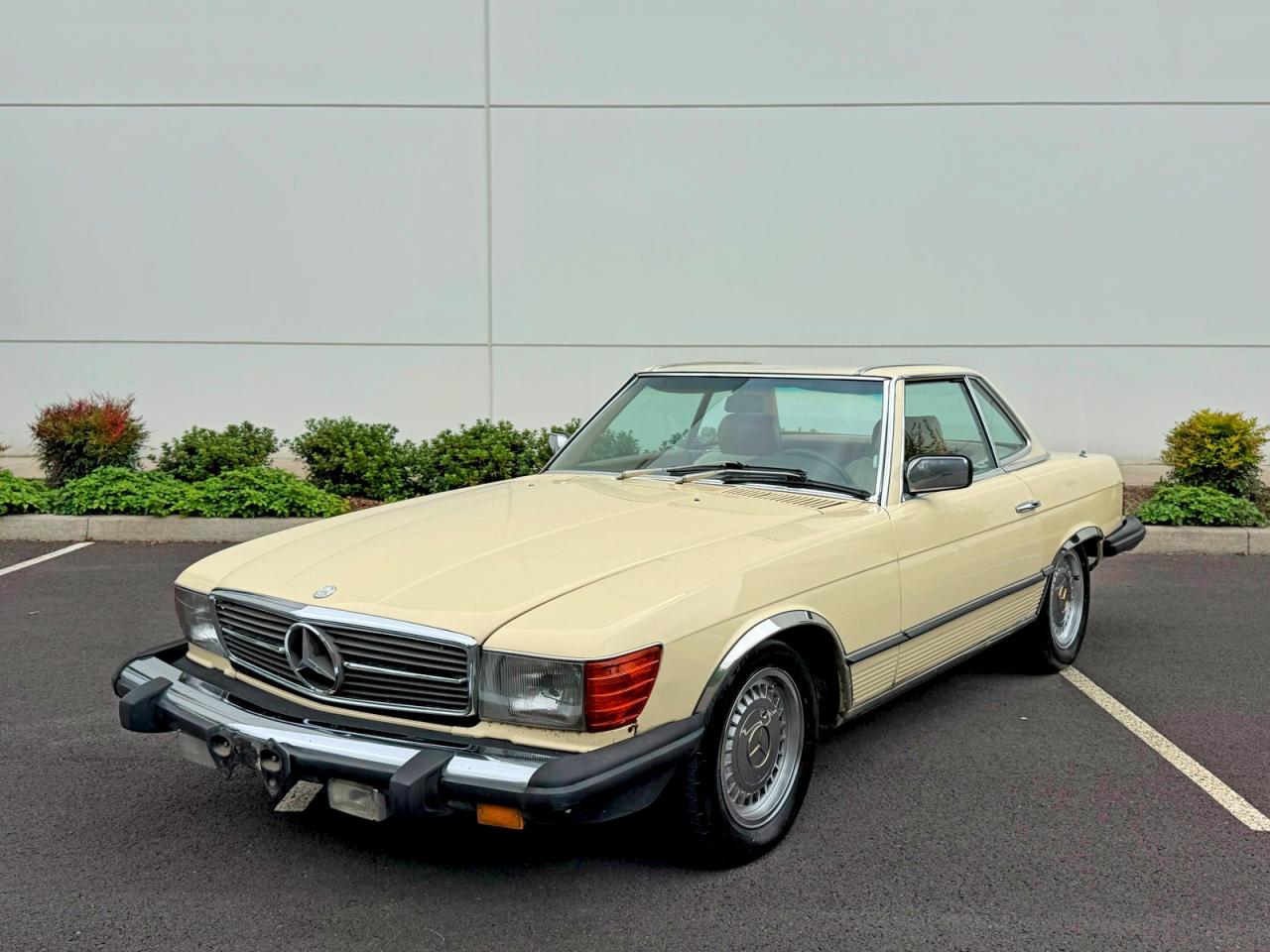1980 MERCEDES-BENZ SL-CLASS