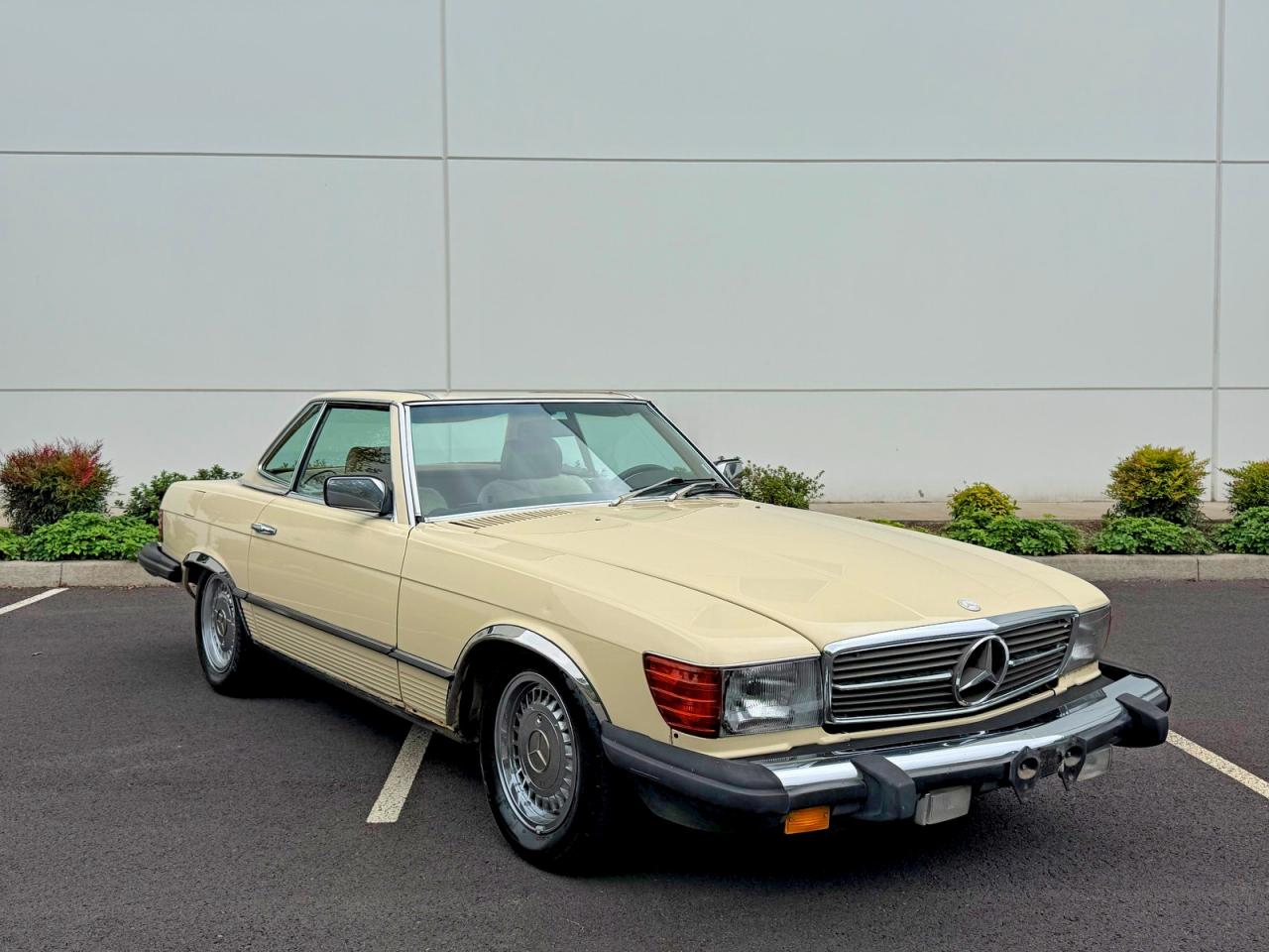 1980 MERCEDES-BENZ SL-CLASS