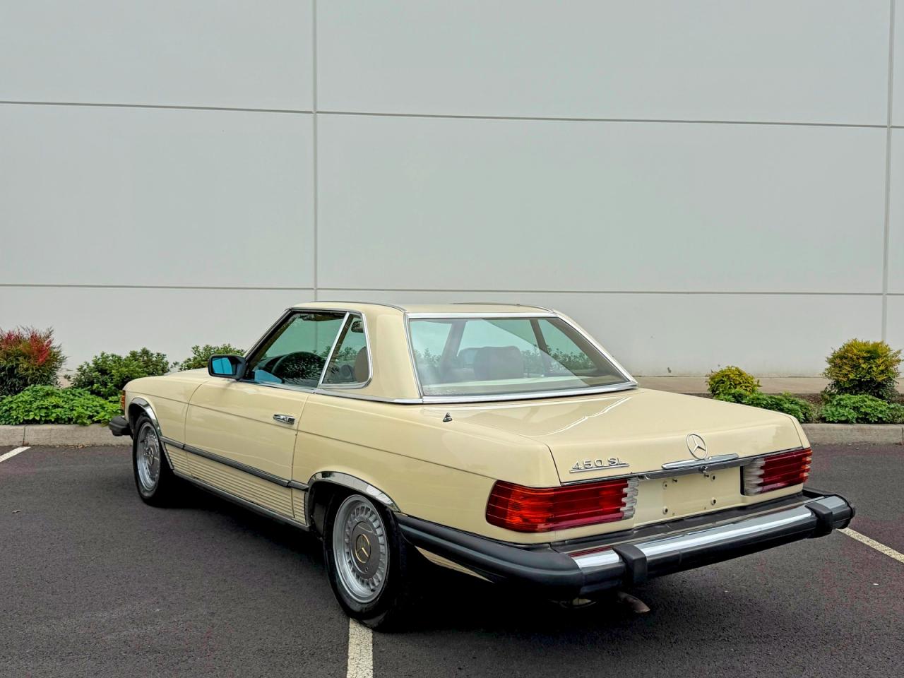1980 MERCEDES-BENZ SL-CLASS