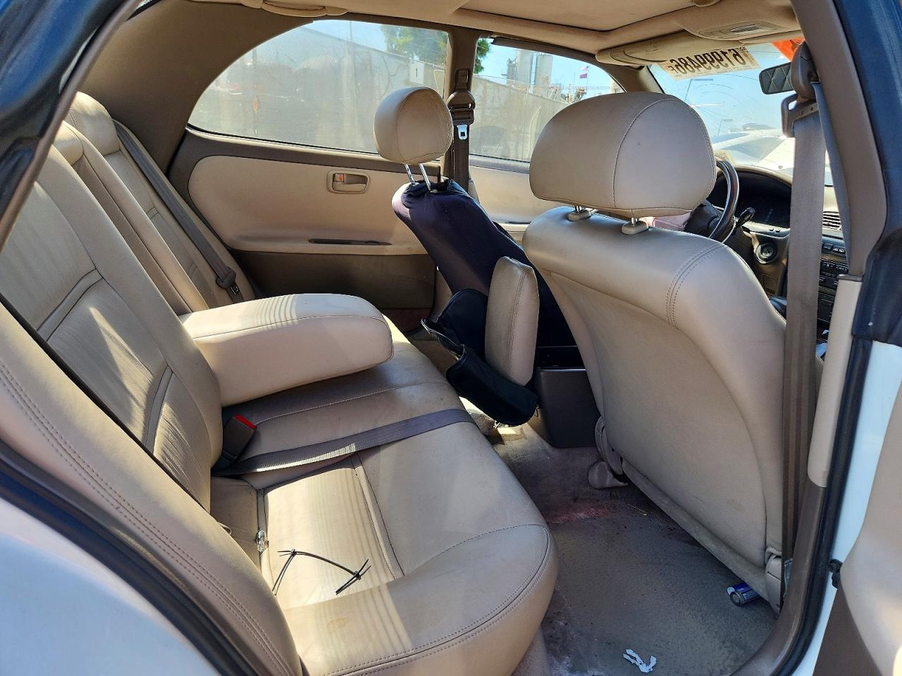 1996 LEXUS ES300
