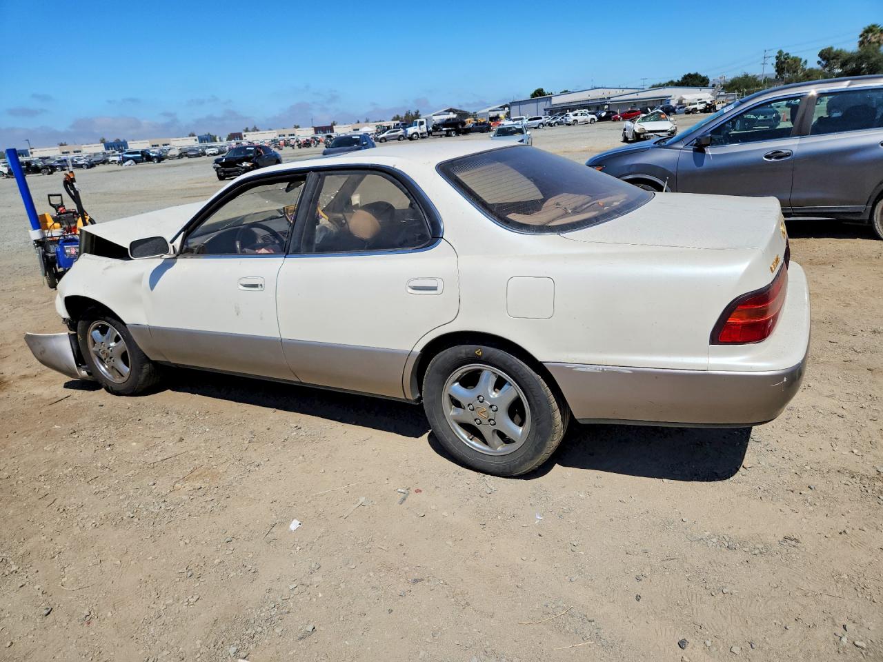 1996 LEXUS ES300