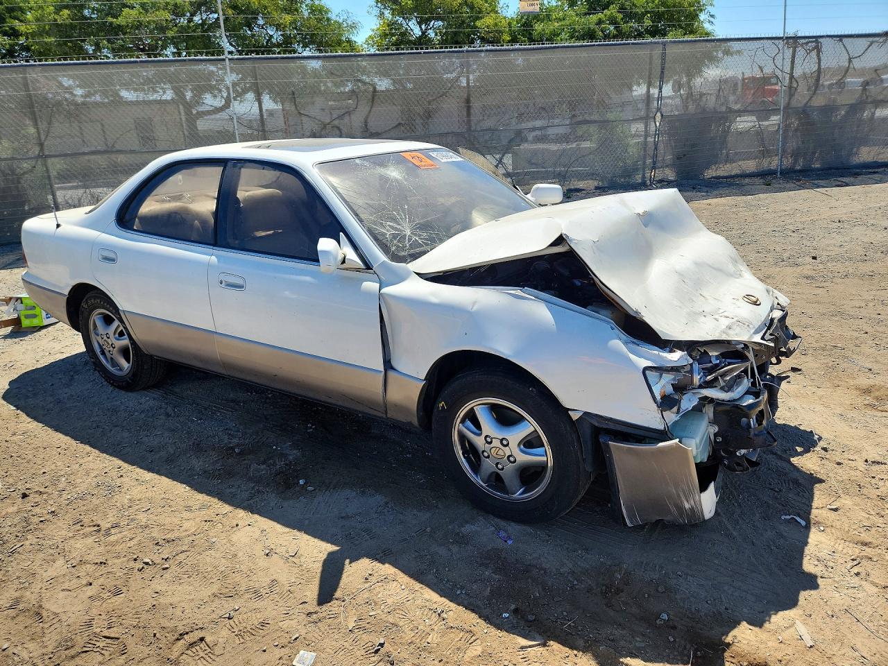 1996 LEXUS ES300