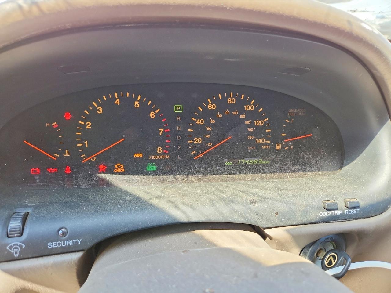 1996 LEXUS ES300
