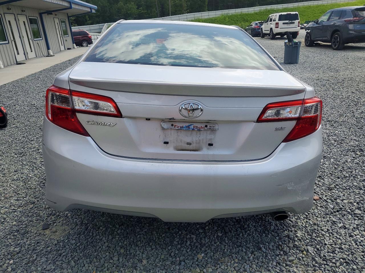 2014 TOYOTA CAMRY