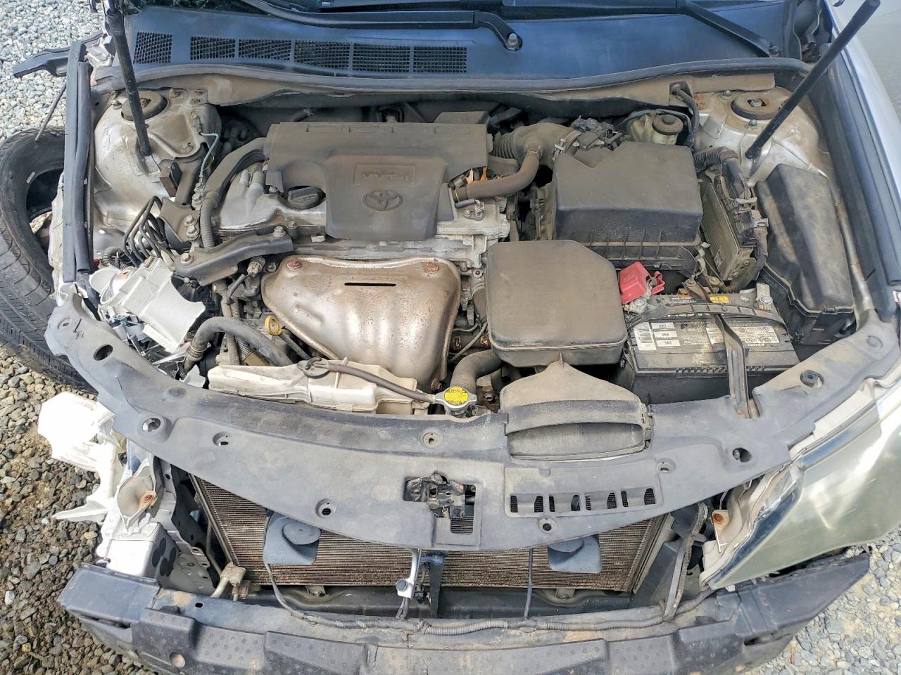 2014 TOYOTA CAMRY