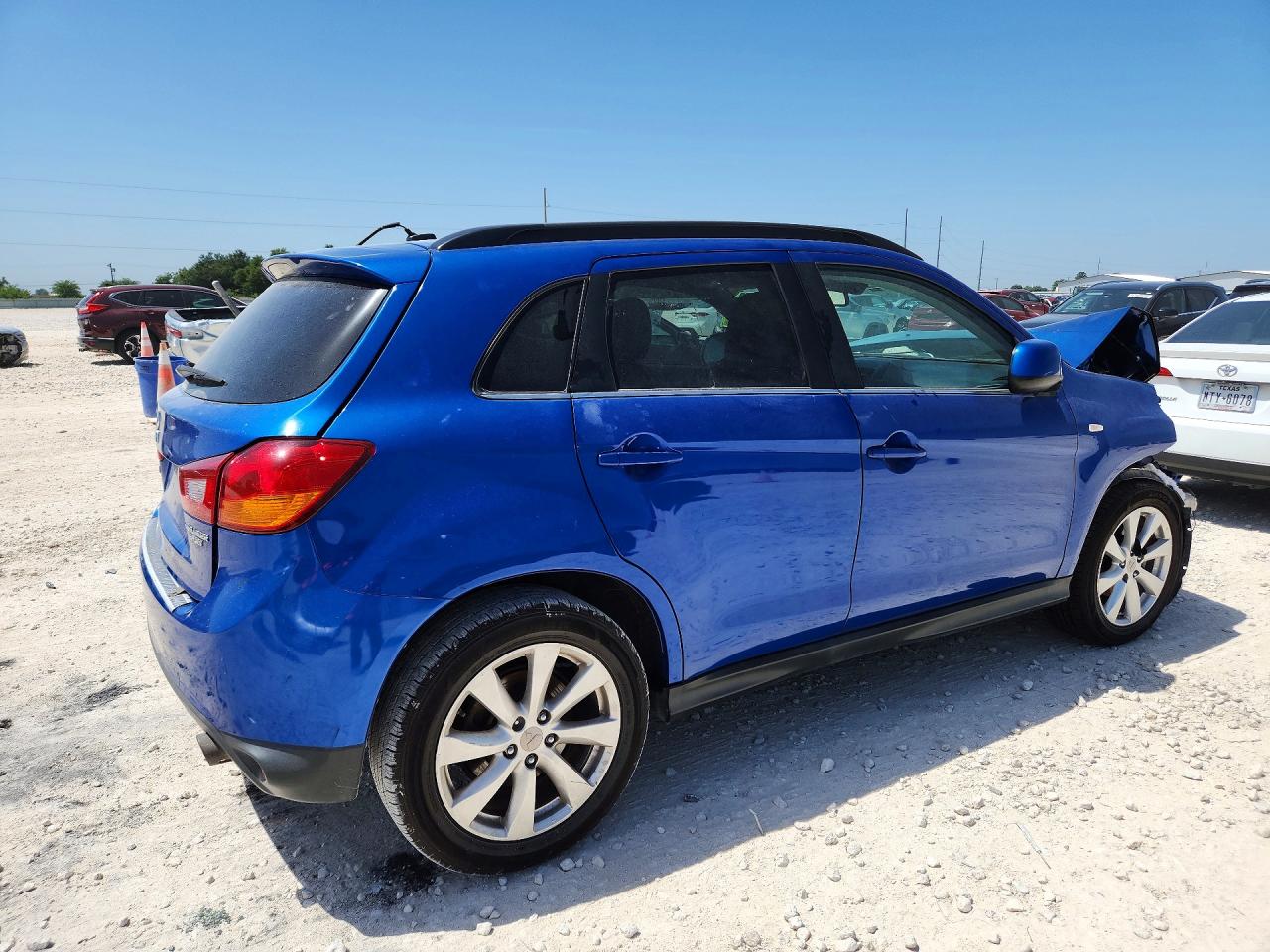 2015 MITSUBISHI OUTLANDER