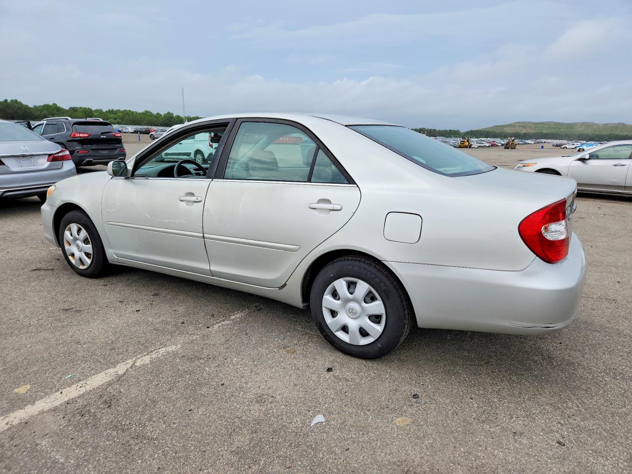 2002 TOYOTA CAMRY