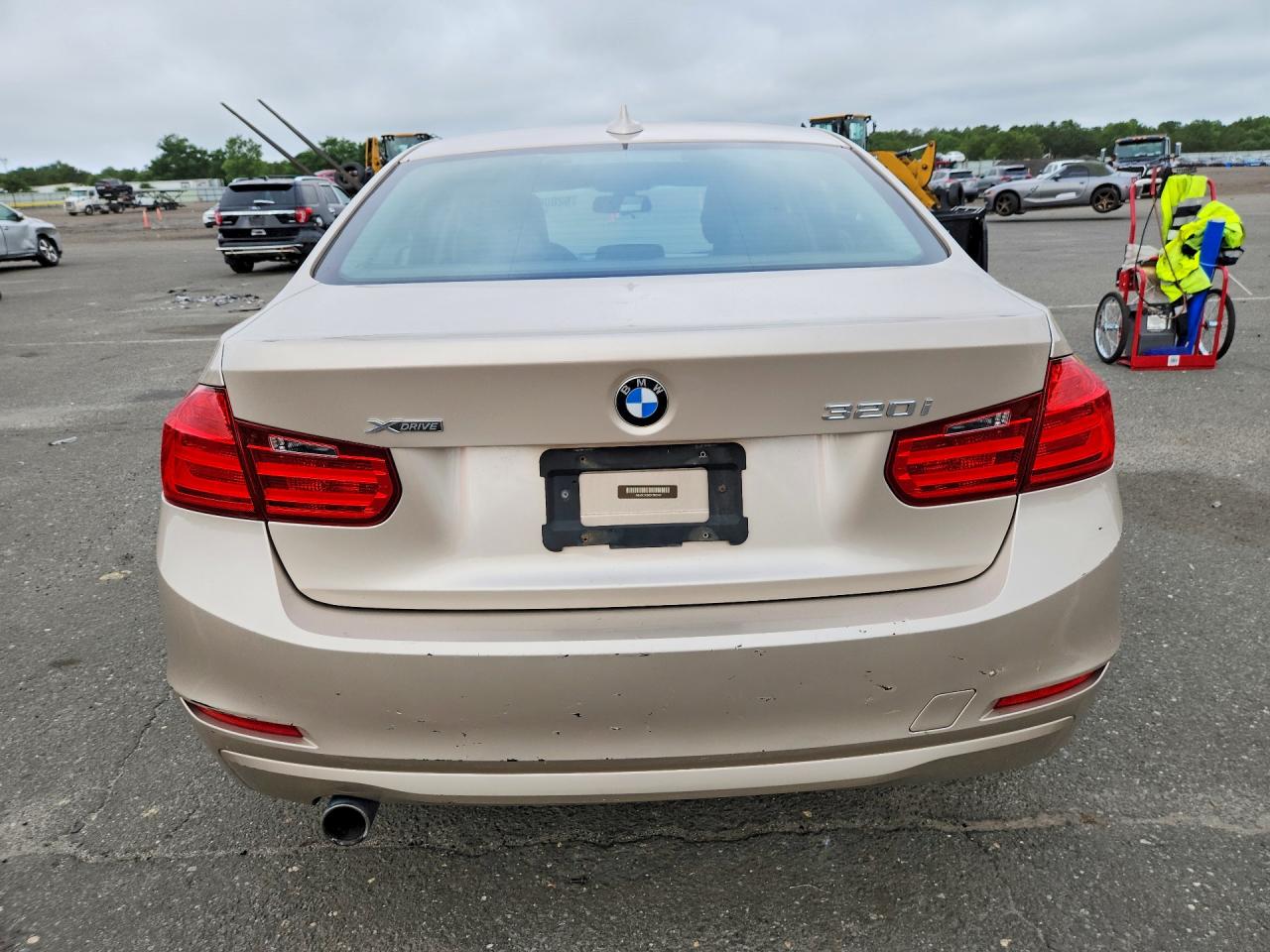 2013 BMW 3 SERIES