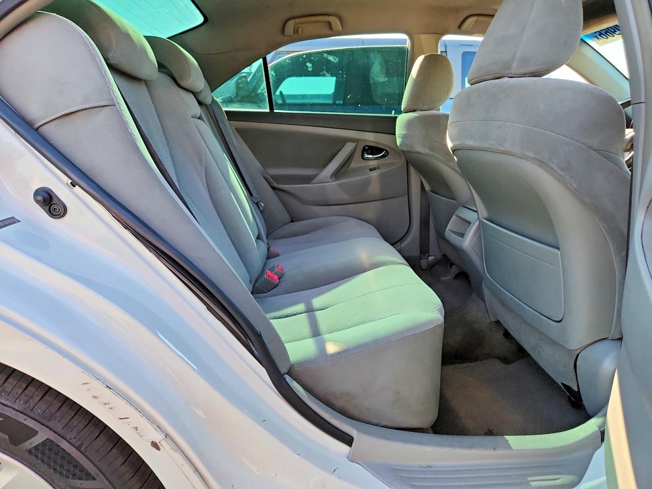 2010 TOYOTA CAMRY
