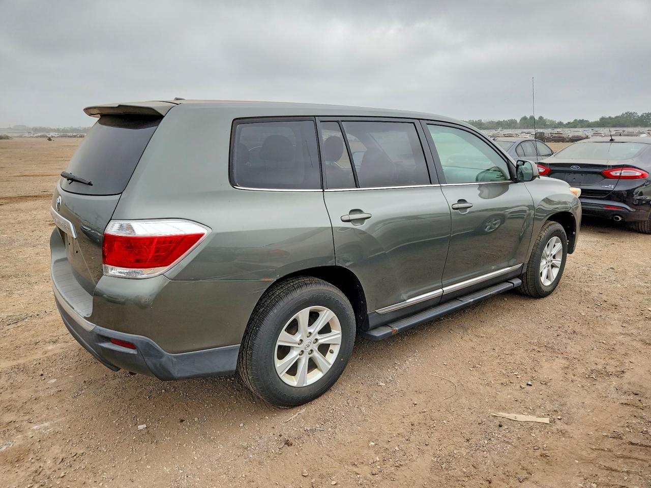 2011 TOYOTA HIGHLANDER