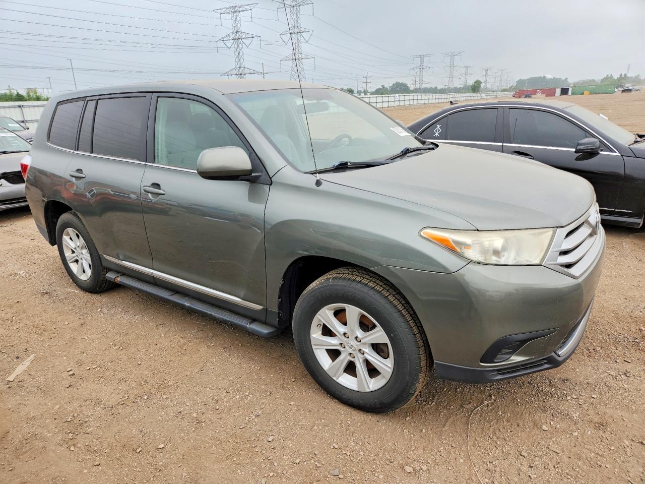 2011 TOYOTA HIGHLANDER