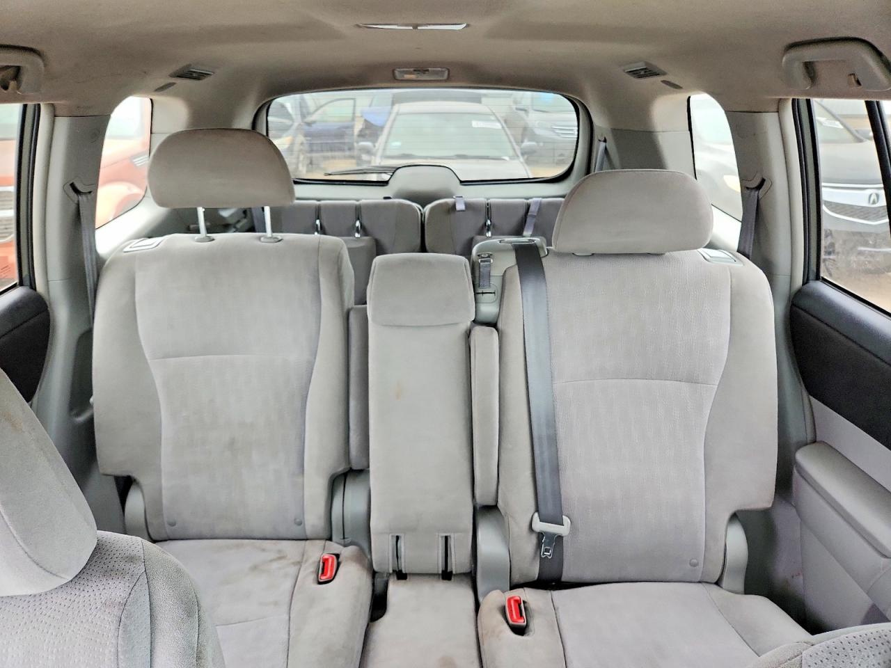 2011 TOYOTA HIGHLANDER