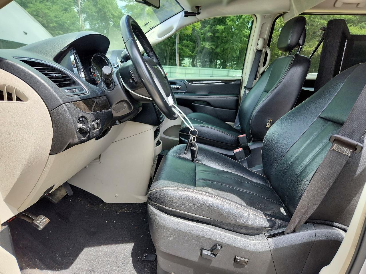 2015 CHRYSLER MINIVAN