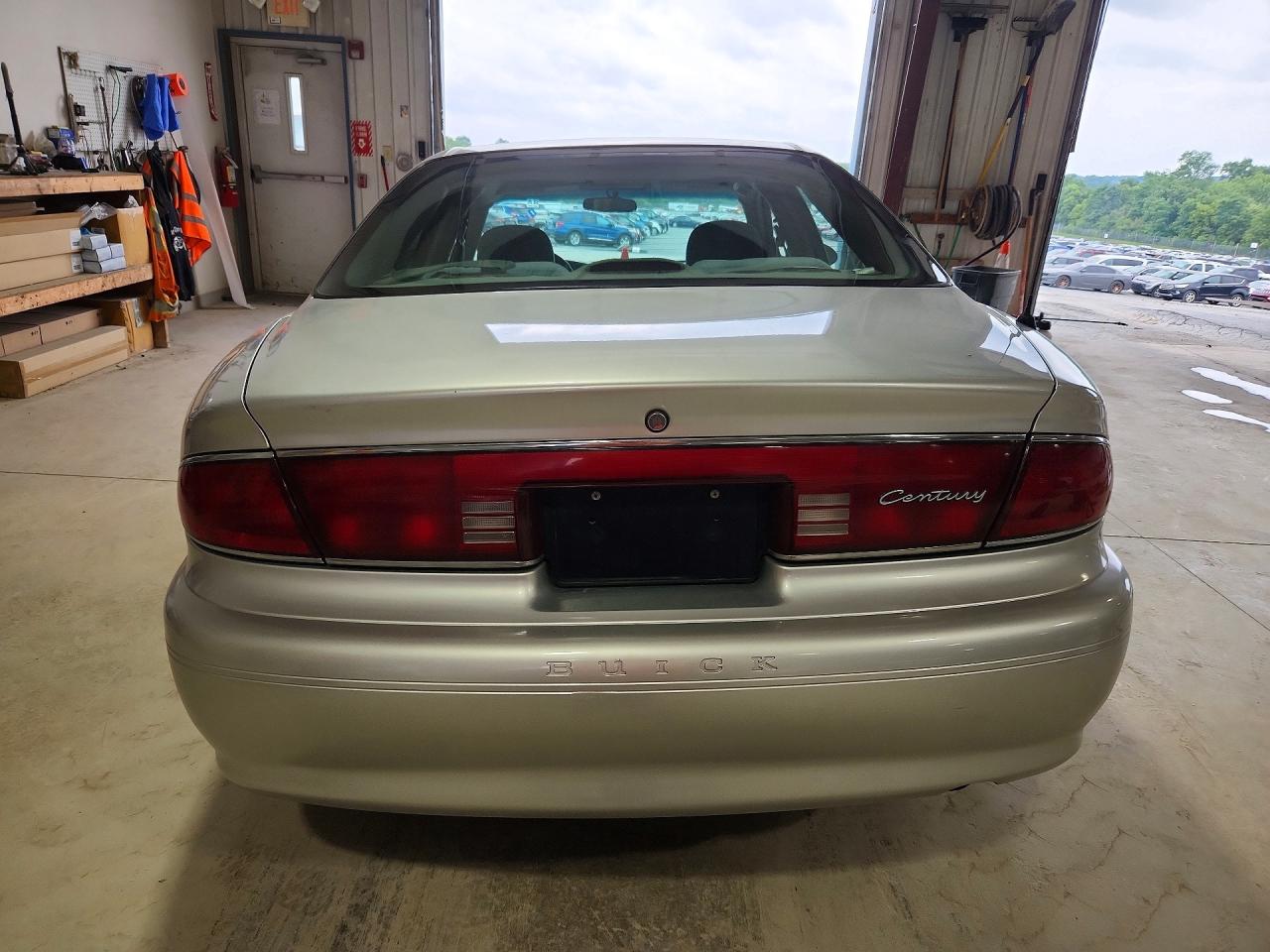 2005 BUICK CENTURY