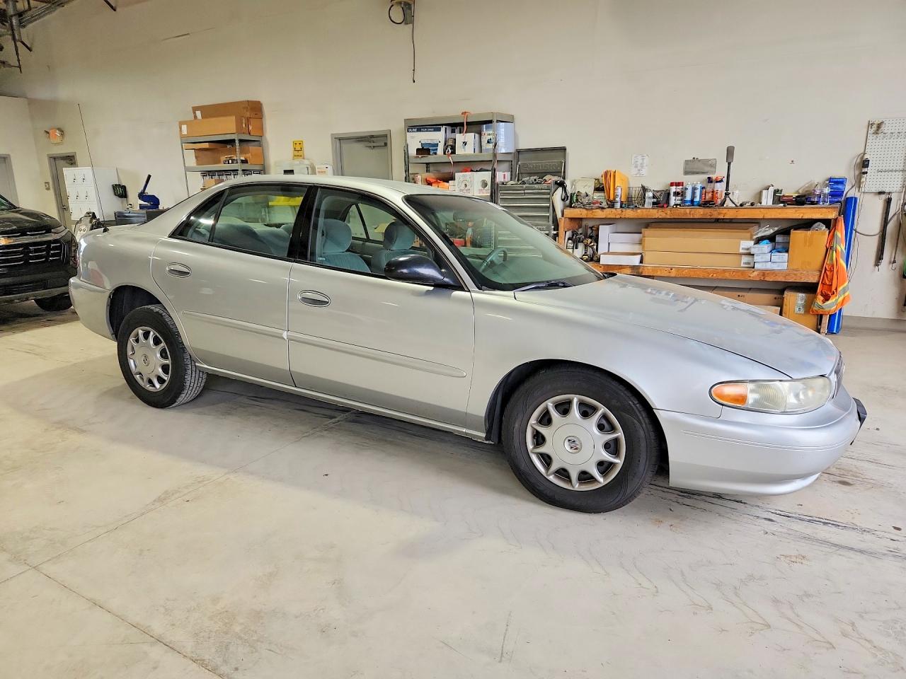 2005 BUICK CENTURY