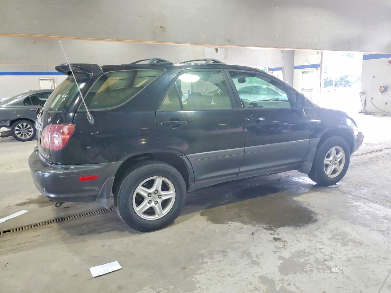 2000 LEXUS RX300
