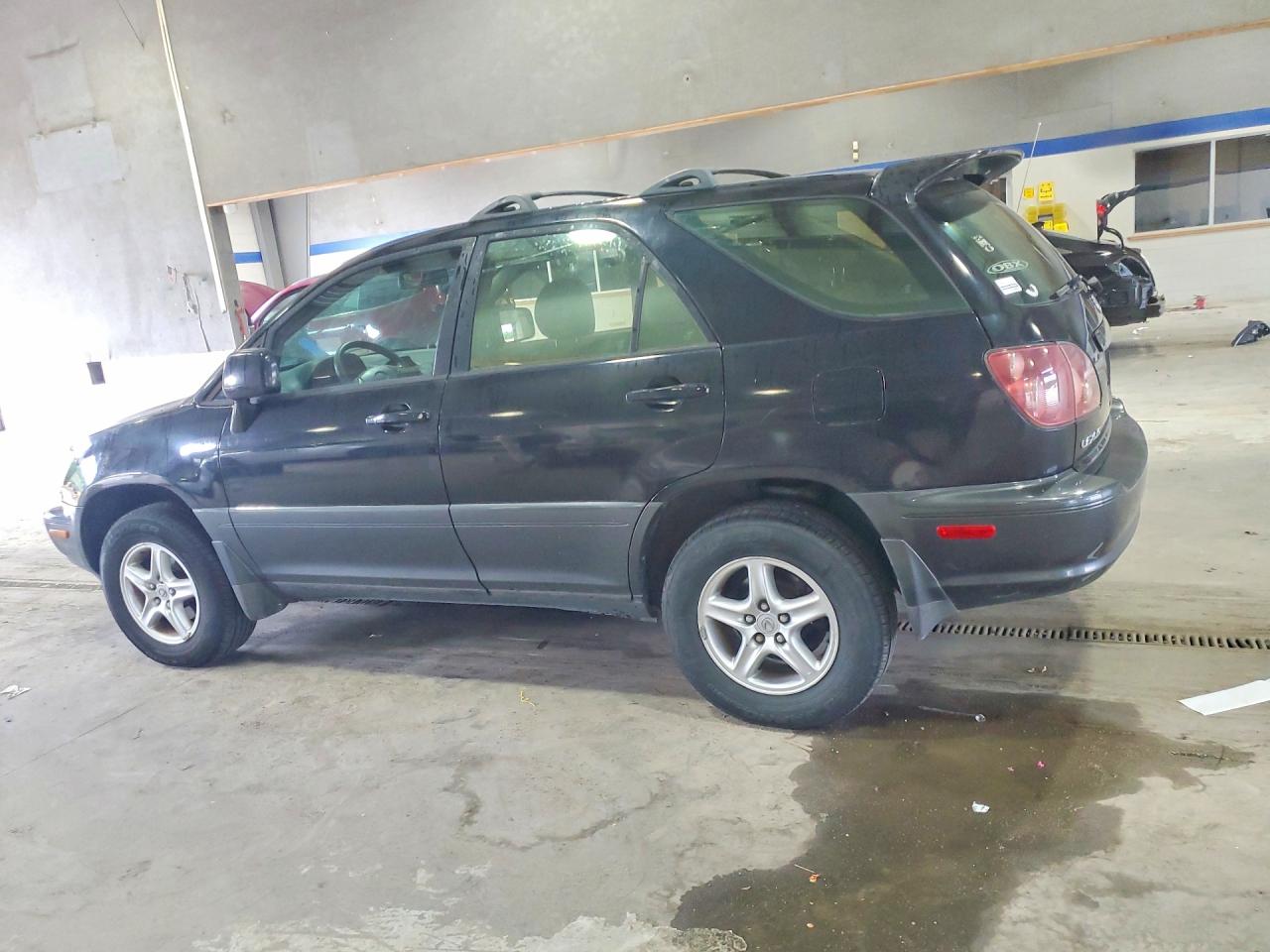 2000 LEXUS RX300